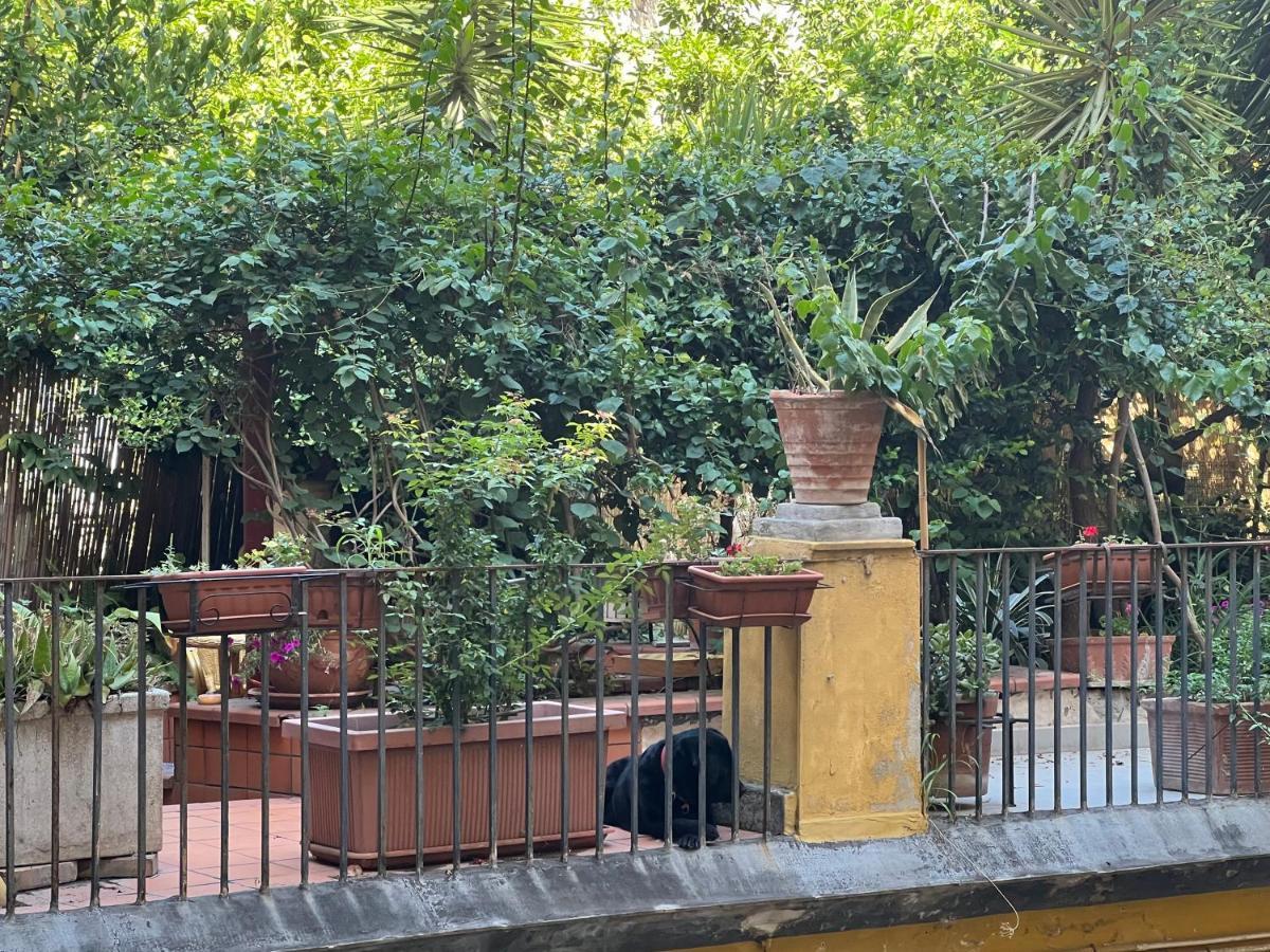 La Limonaia Di Chiaia Apartment Napoli Bagian luar foto