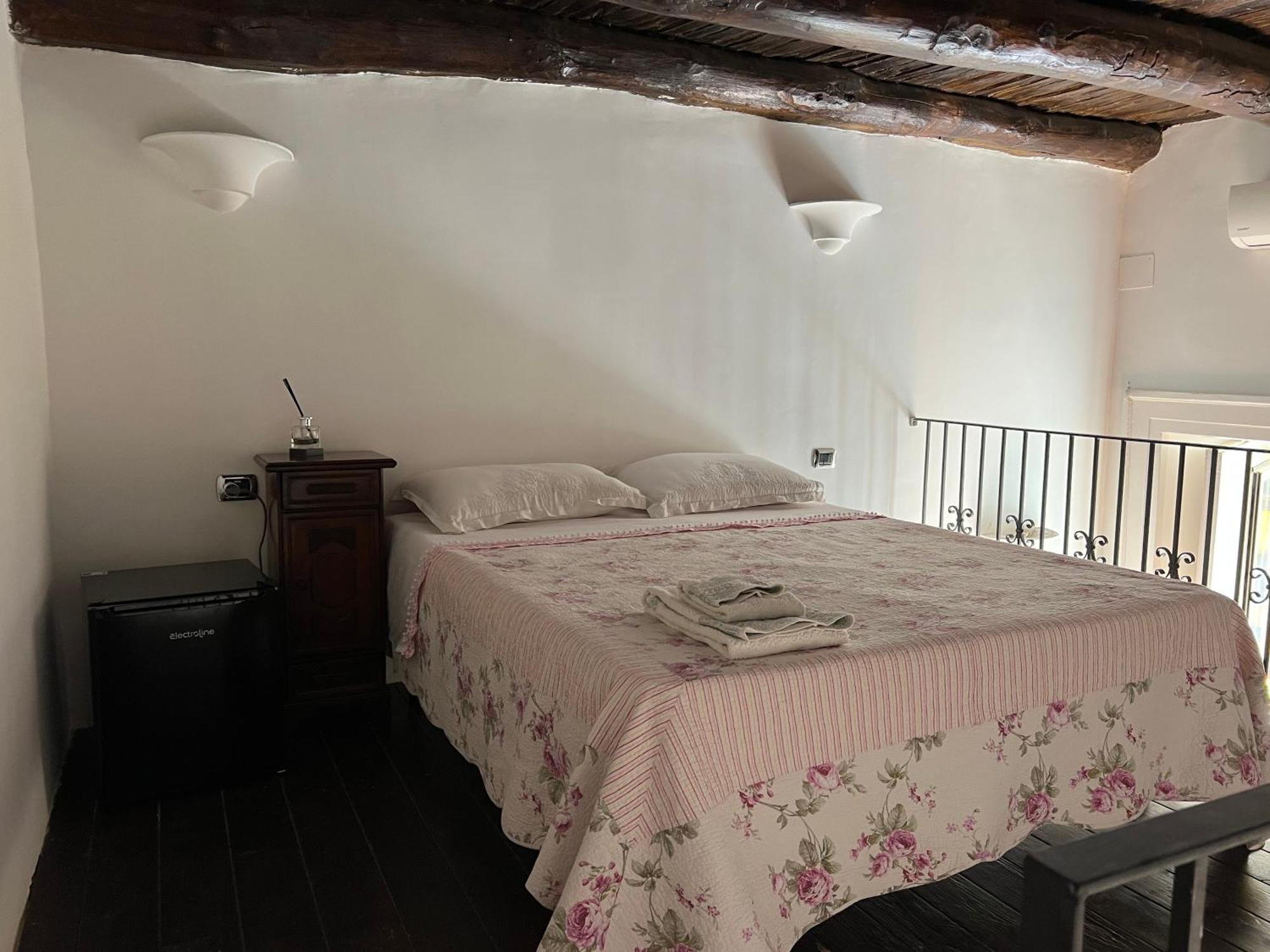 La Limonaia Di Chiaia Apartment Napoli Bagian luar foto